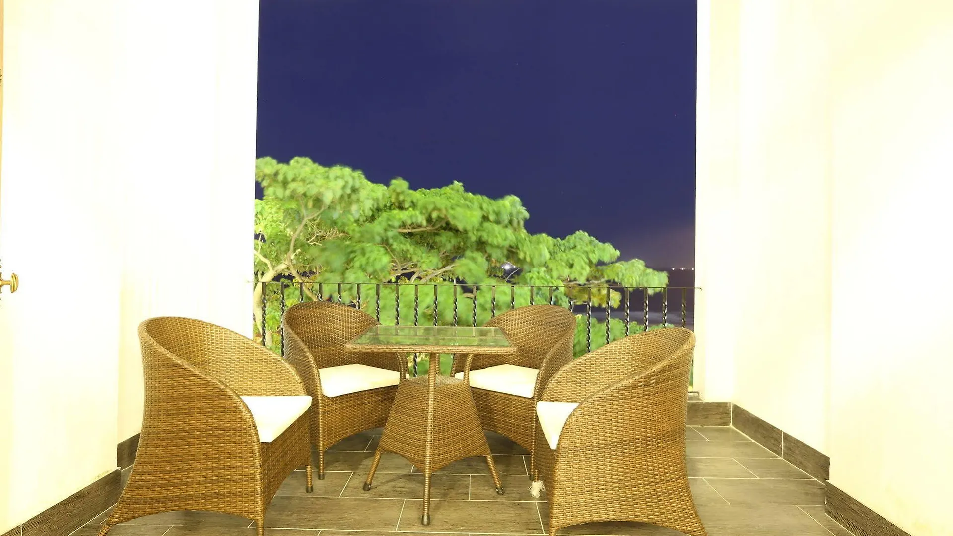 Jazz Hotel Da Nang